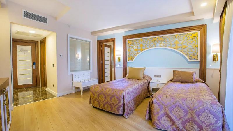 Side utazás Jadore Deluxe Hotel & Spa