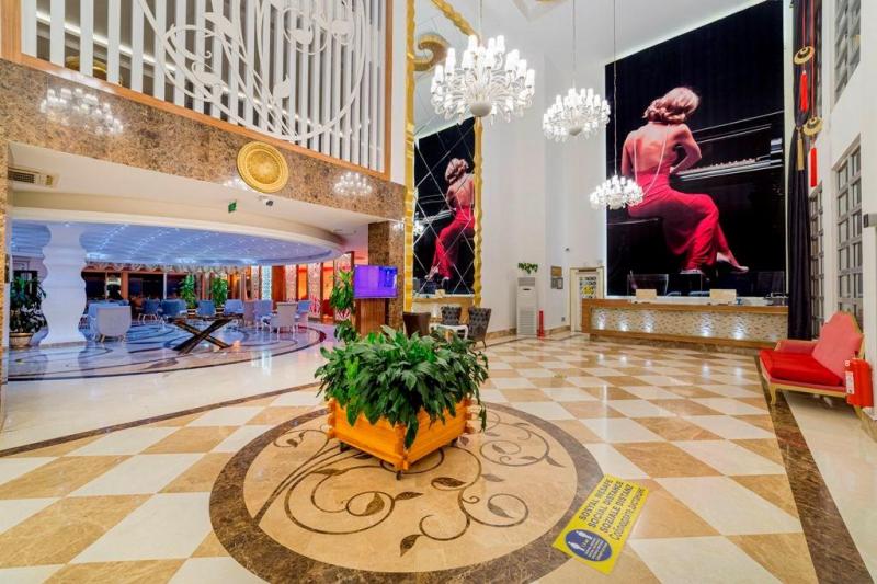 Alanya utazás Justiniano Deluxe Resort