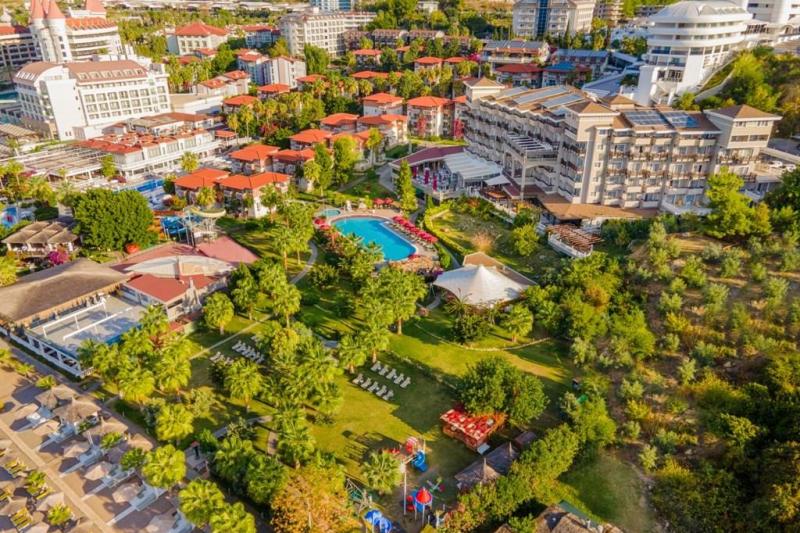 Alanya utazás Justiniano Deluxe Resort