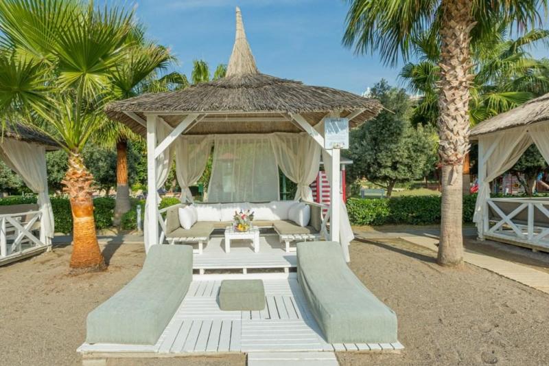 Alanya utazás Justiniano Deluxe Resort