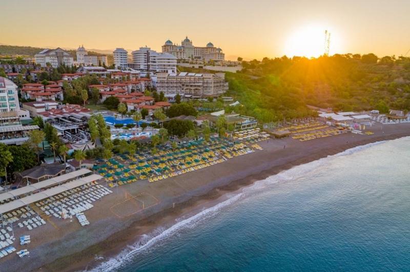 Alanya utazás Justiniano Deluxe Resort