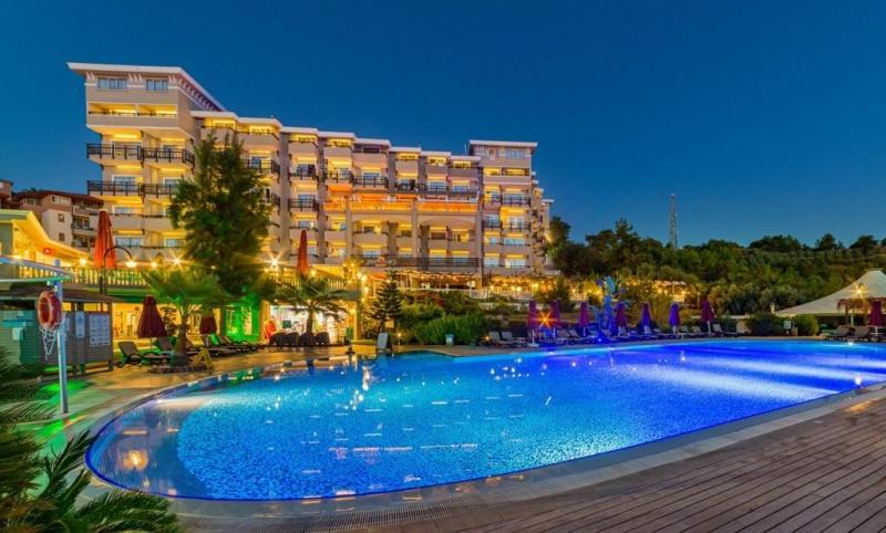 Alanya utazás Justiniano Deluxe Resort