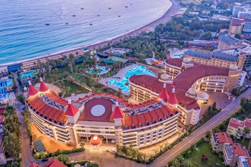 Alanya utazás Kirman Hotels Arycanda De Luxe