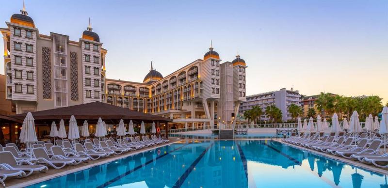 Alanya utazás Kirman Hotels Sidera Luxury & Spa