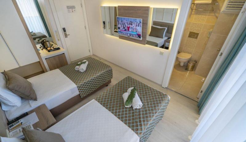 Alanya utazás Kleopatra Life Hotel