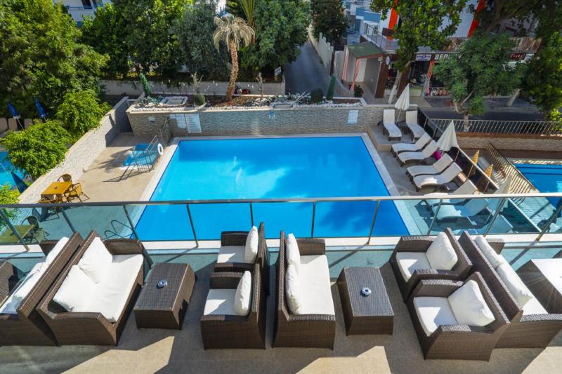 Alanya utazás Kleopatra Life Hotel