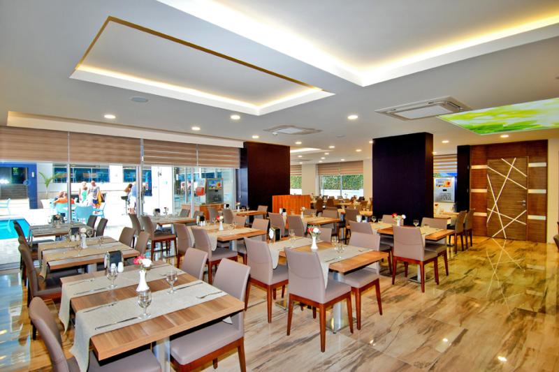 Alanya utazás Kleopatra Ramira Hotel