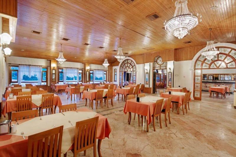 Kemer utazás Larissa Mare Beach