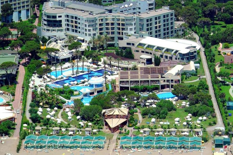 Belek utazás Limak Atlantis Deluxe Hotel & Resort