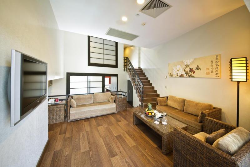 Antalya utazás Limak Lara Deluxe Hotel & Resort