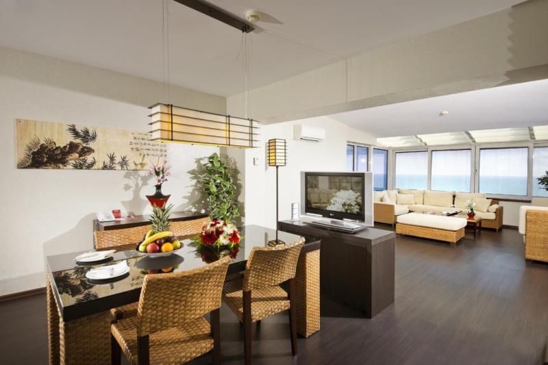 Antalya utazás Limak Lara Deluxe Hotel & Resort