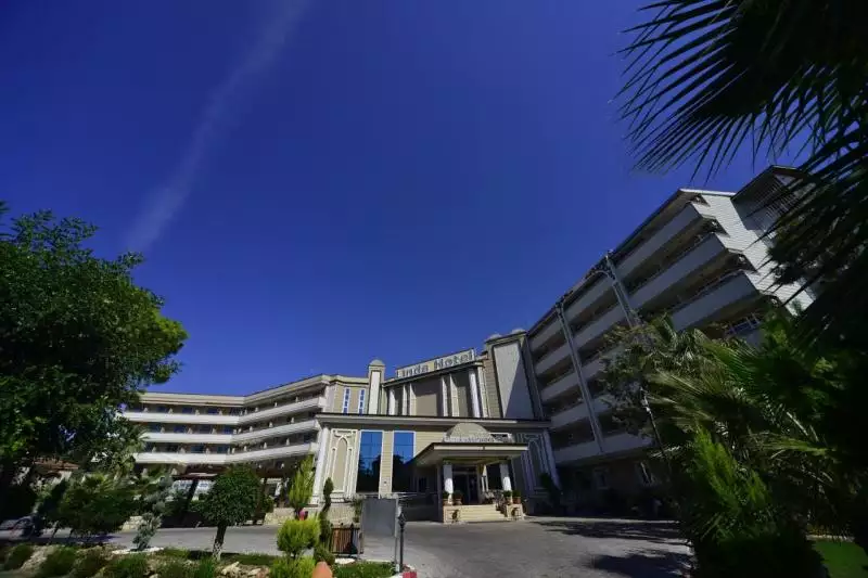 Linda Resort Hotel Side