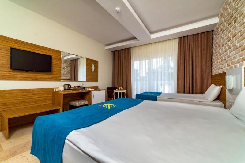 Kemer utazás Loxia Hotels Comfort Resort Kemer