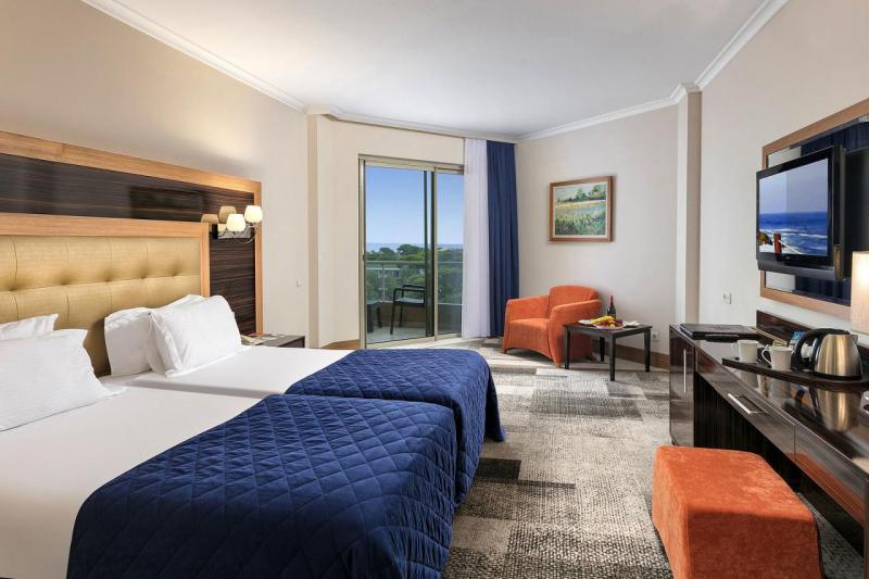 Belek utazás Maritim Pine Beach