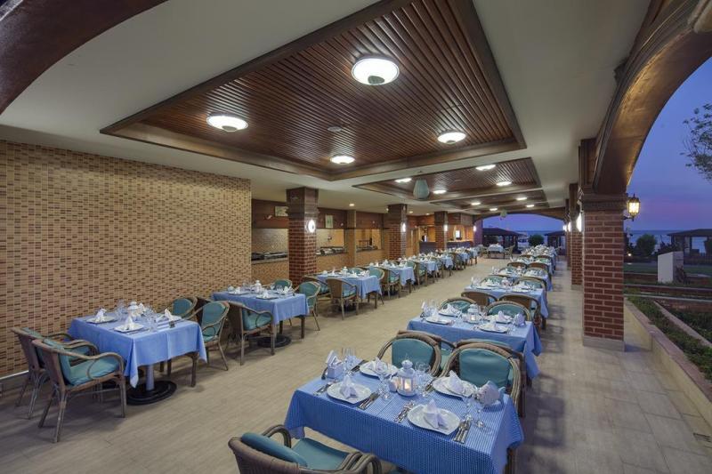 Belek utazás Maritim Pine Beach