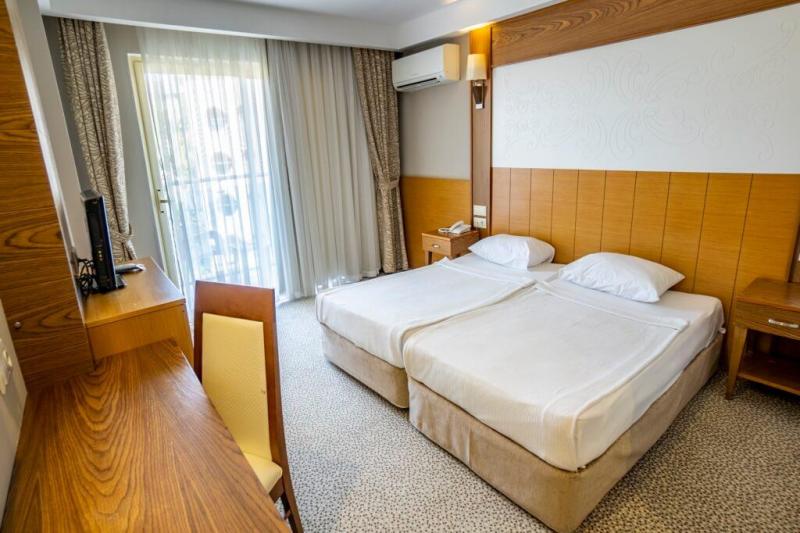 Alanya utazás Mc Beach Resort Hotel