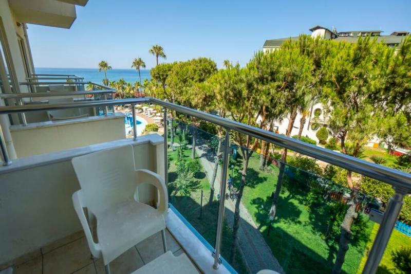 Alanya utazás Mc Beach Resort Hotel