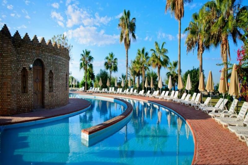 Alanya utazás Mc Beach Resort Hotel