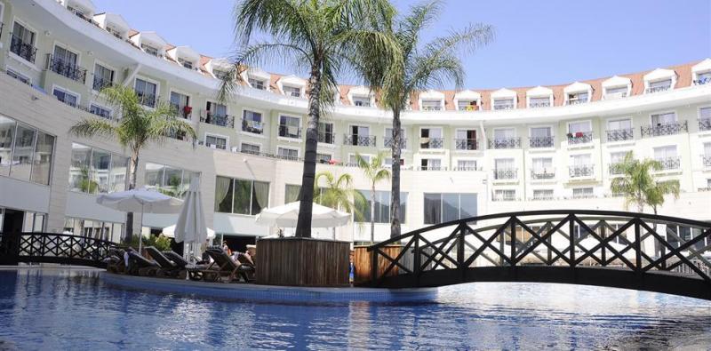 Kemer utazás Meder Resort Hotel