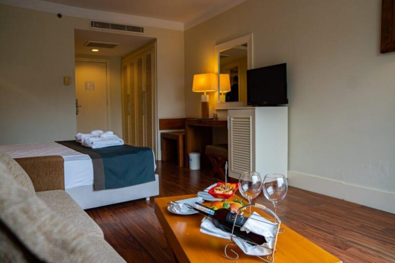 Kemer utazás Meder Resort Hotel