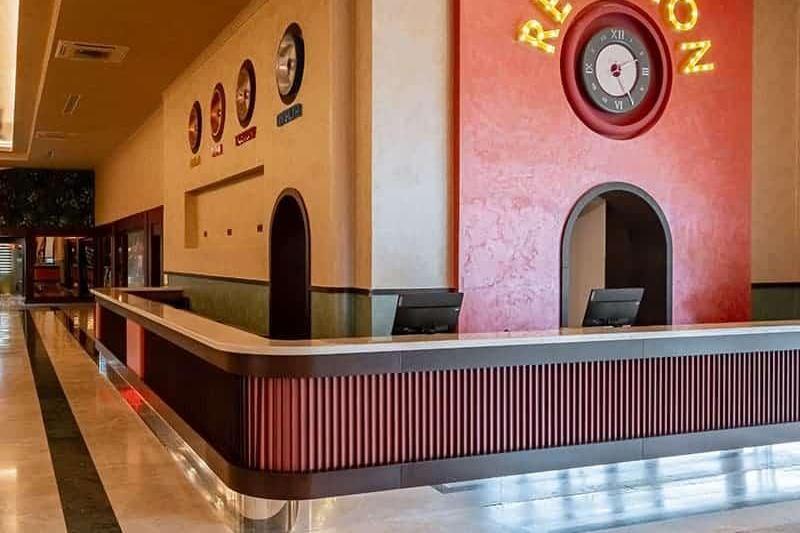 Antalya utazás Megasaray West Beach