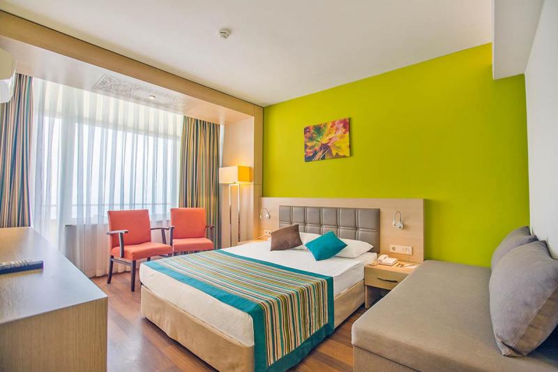 Alanya utazás Meridia Beach Hotel