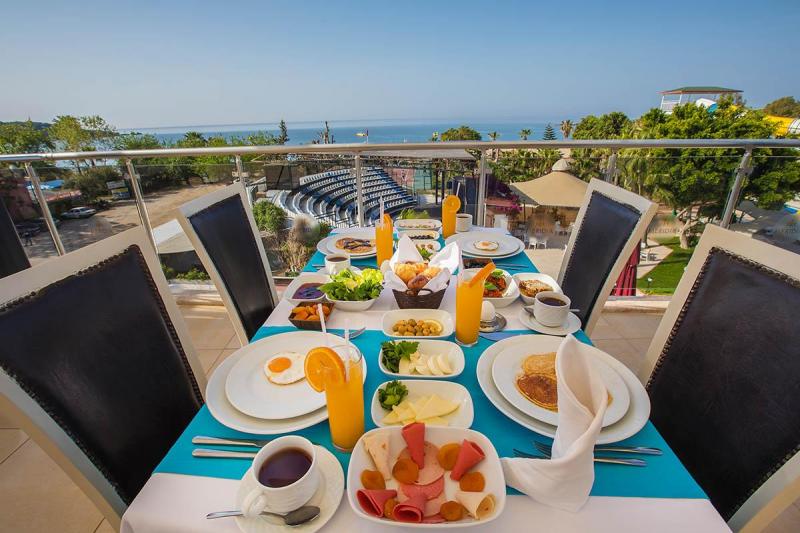 Alanya utazás Meridia Beach Hotel