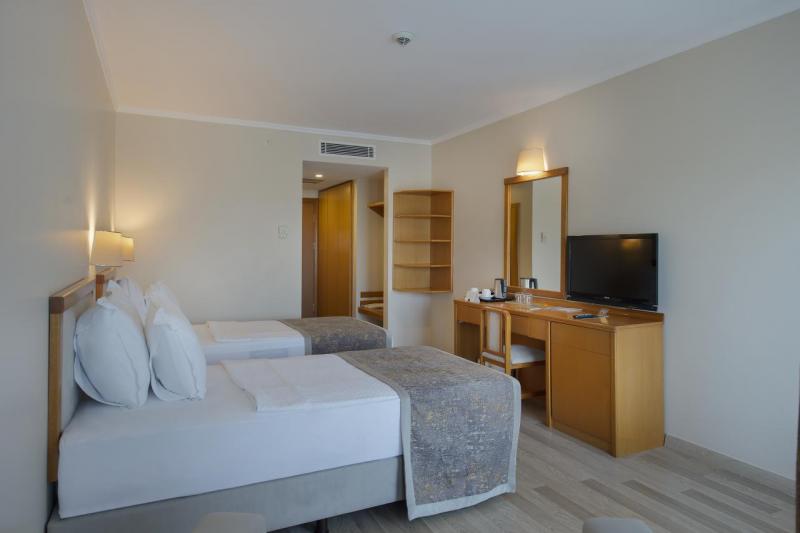 Side utazás Miramare Queen Hotel