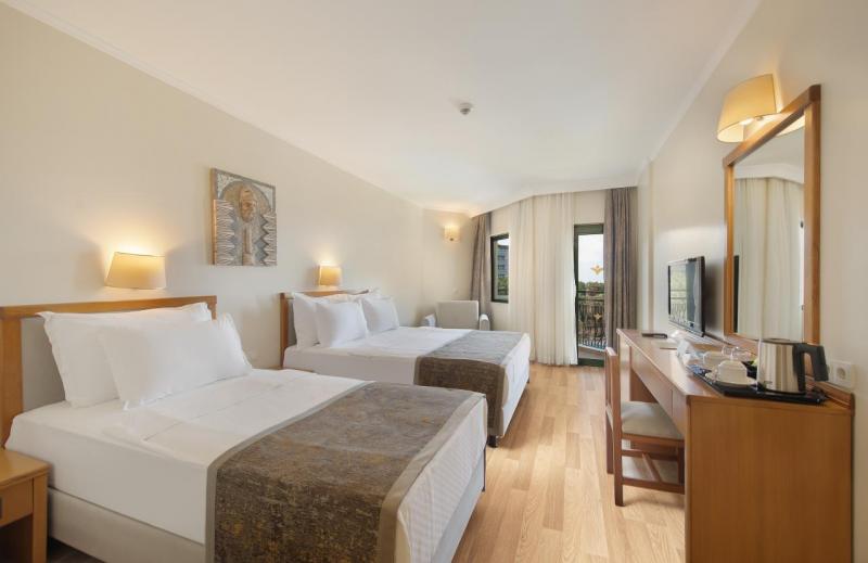 Side utazás Miramare Queen Hotel