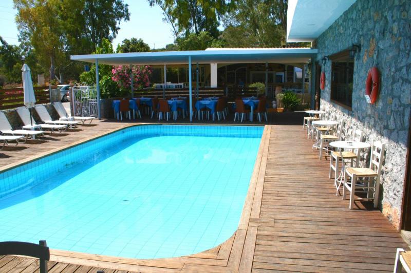 Kréta utazás Naiades Almiros River