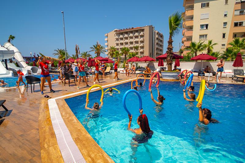 Alanya utazás Noxinn Deluxe Hotel