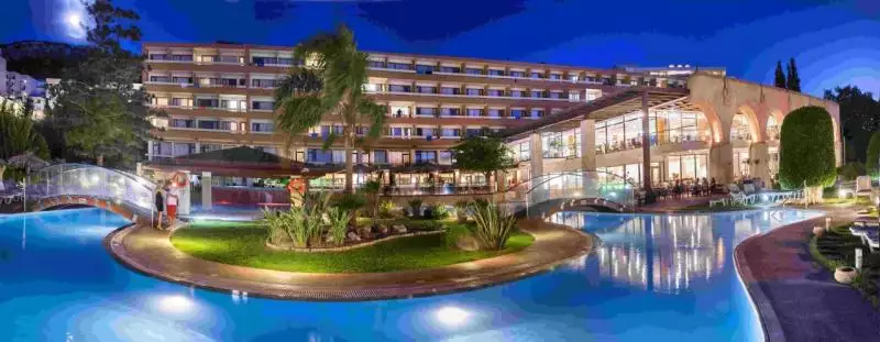 Oceanis Beach Rodosz