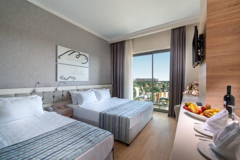 Side utazás Orfeus Queen Hotel