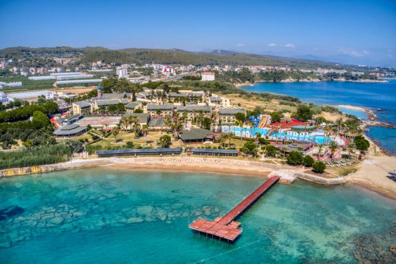 Alanya utazás Oz Hotels Incekum Beach Resort Hotel