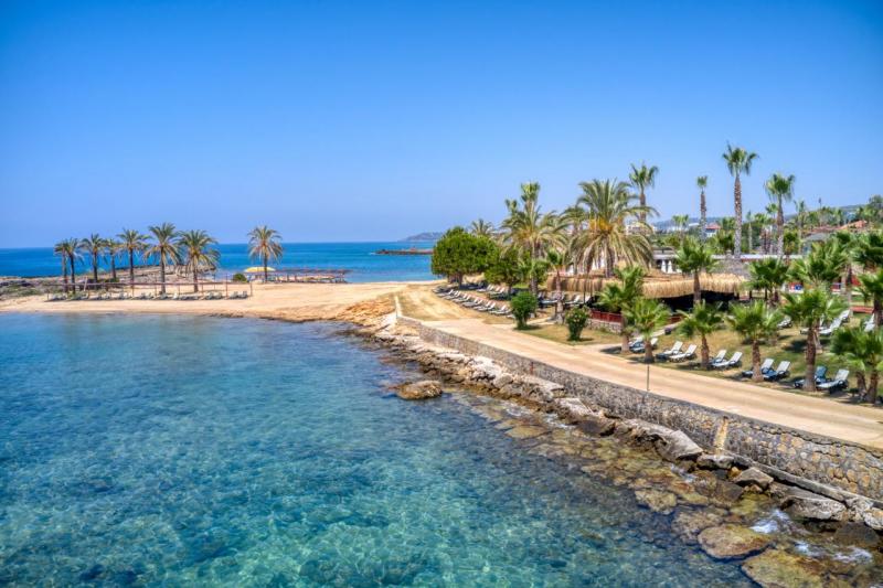 Alanya utazás Oz Hotels Incekum Beach Resort Hotel