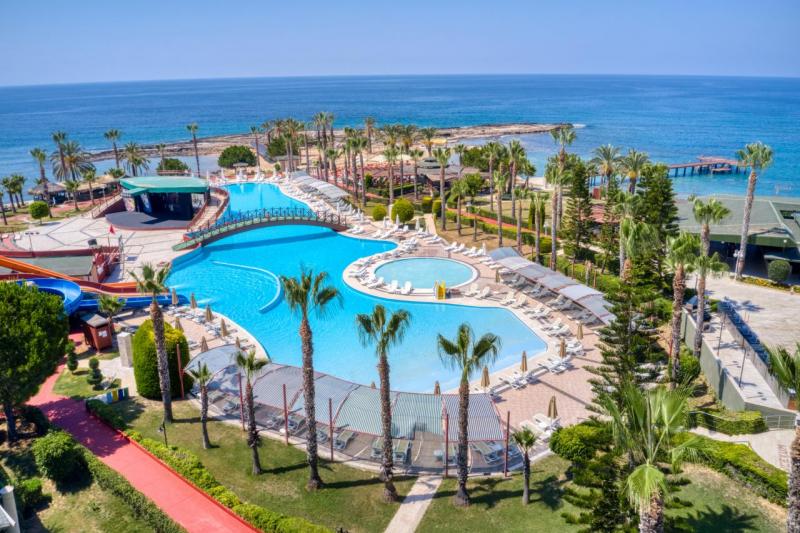 Alanya utazás Oz Hotels Incekum Beach Resort Hotel