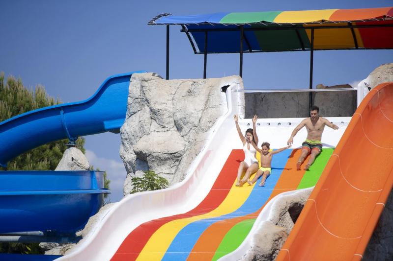 Alanya utazás Oz Hotels Incekum Beach Resort Hotel