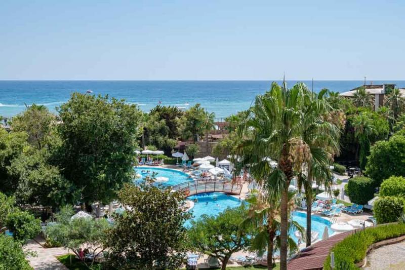 Alanya utazás Palmeras Beach Hotel