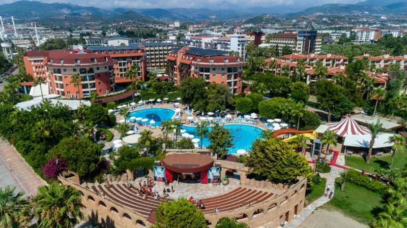 Alanya utazás Palmeras Beach Hotel