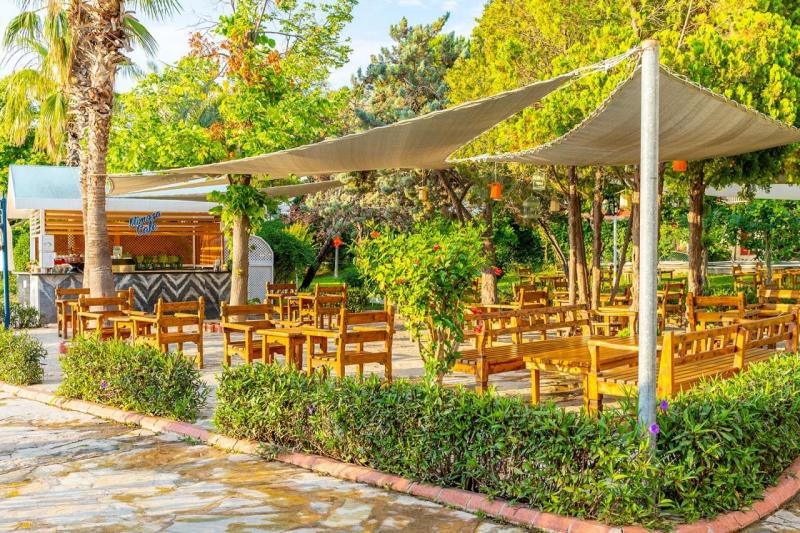 Kemer utazás Queens Park Le Jardin Hotel