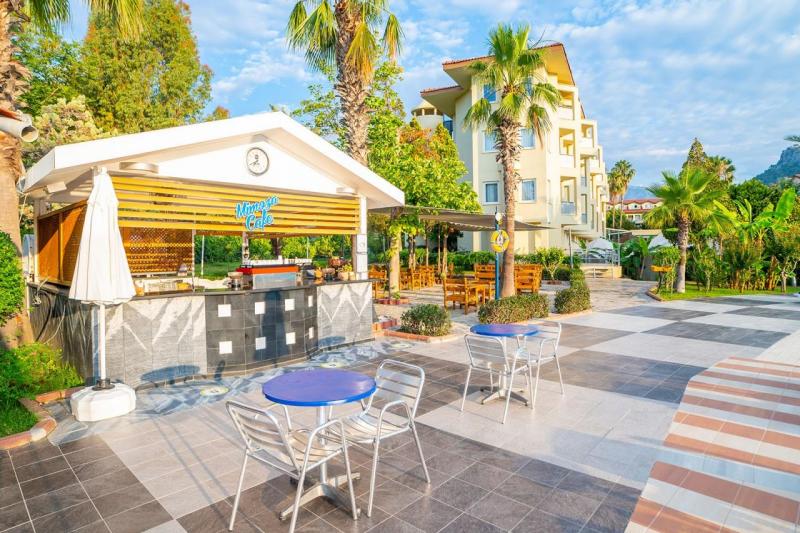 Kemer utazás Queens Park Le Jardin Hotel