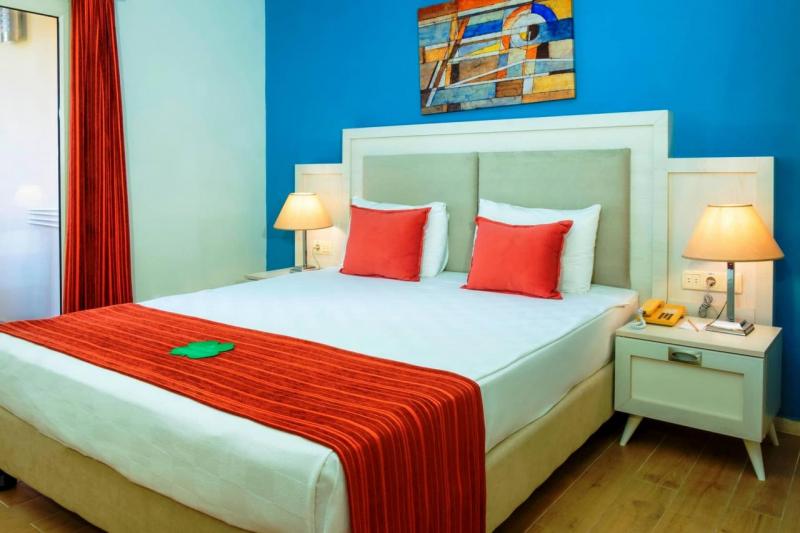 Kemer utazás Queens Park Resort Goynuk