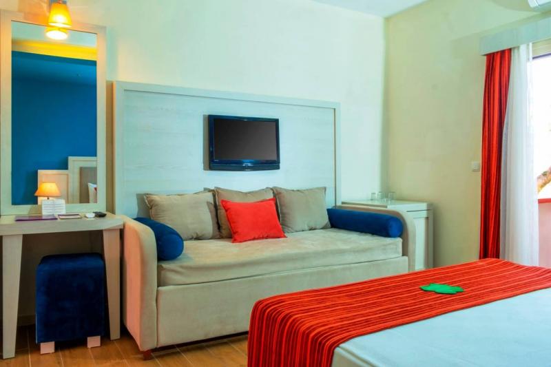 Kemer utazás Queens Park Resort Goynuk