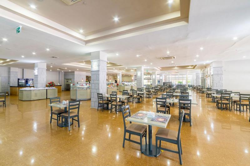 Kemer utazás Queens Park Resort Goynuk