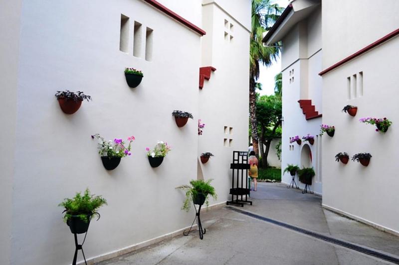 Kemer utazás Queens Park Resort Goynuk