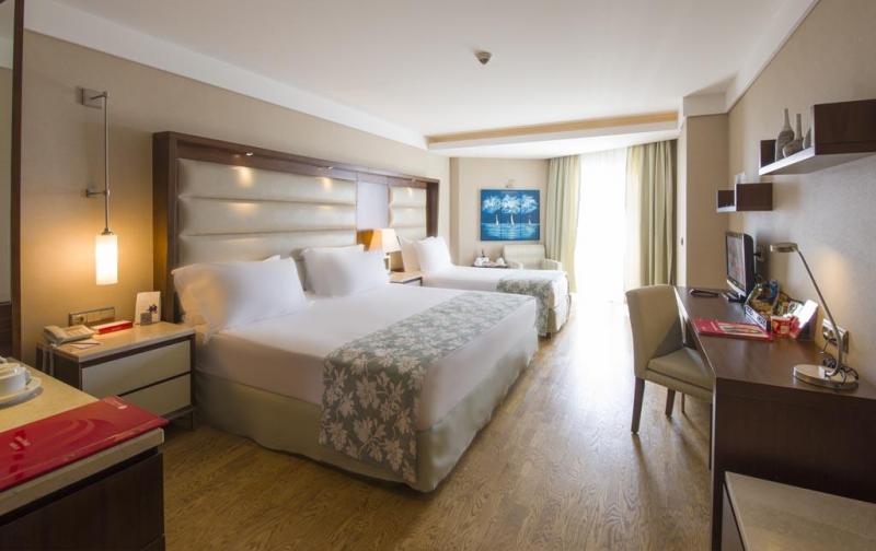 Antalya utazás Ramada Plaza Antalya