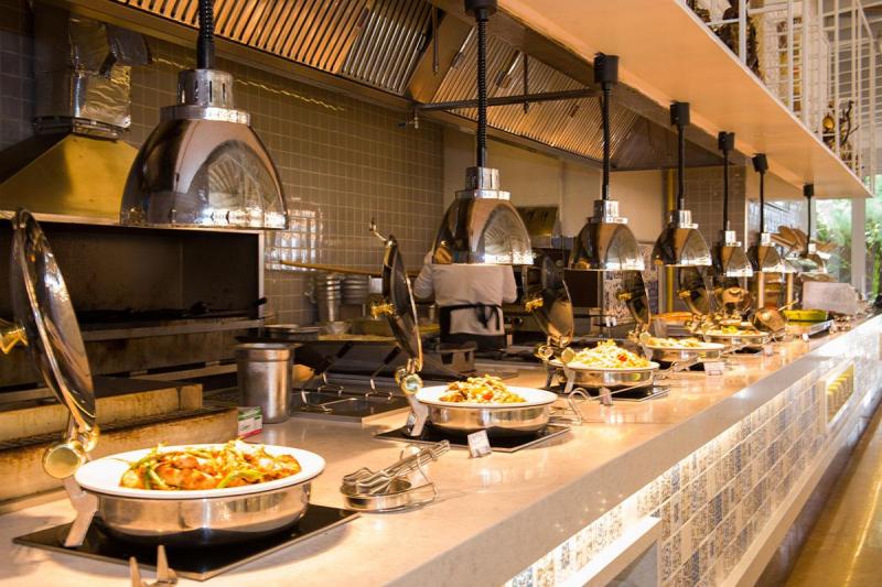 Antalya utazás Ramada Plaza Antalya