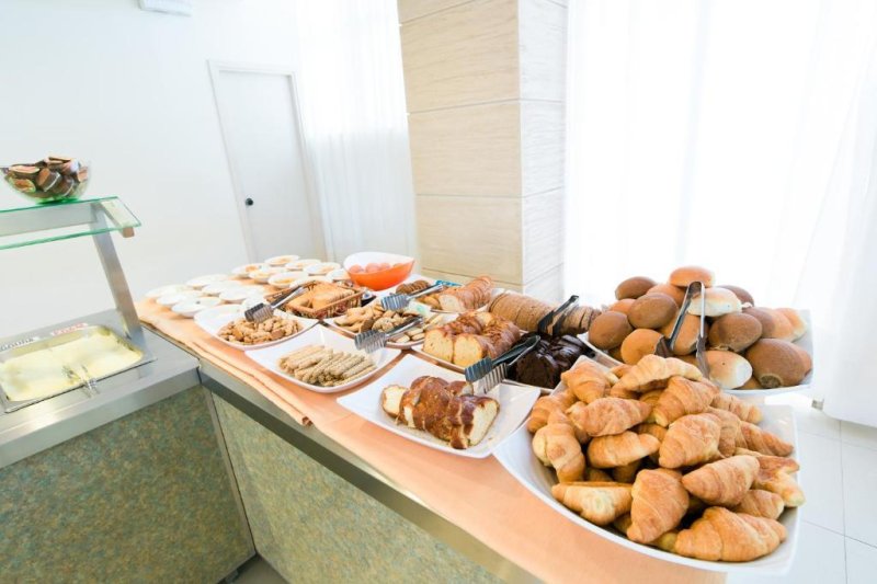 Rodosz utazás Riviera Hotel