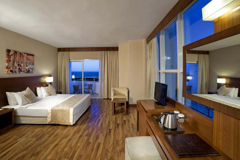 Side utazás Roma Beach Resort Hotel