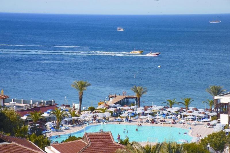 Kemer utazás Rox Royal Hotel